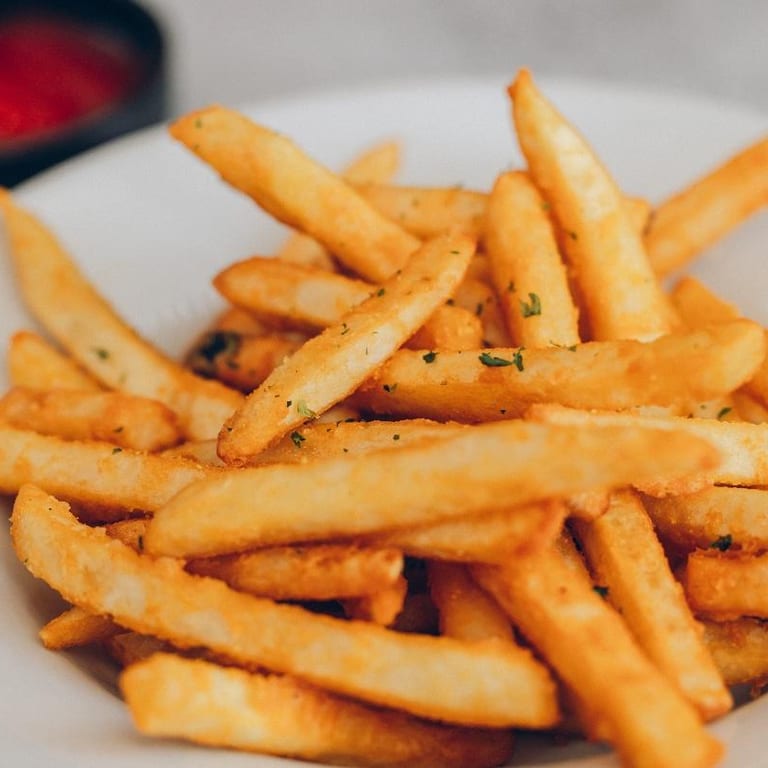 Golden French Fries: A Crispy Delight